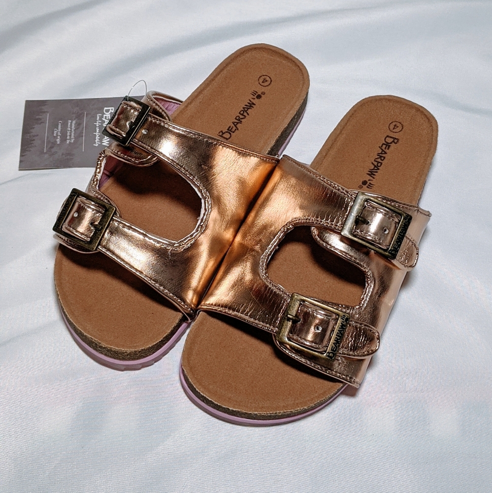 NWT Rose Gold BearPaw Brooklyn Sandals Size 4